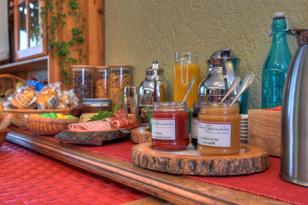 Reves Gourmands, Hotellerie & Gastronomie Vernayaz Kültér fotó