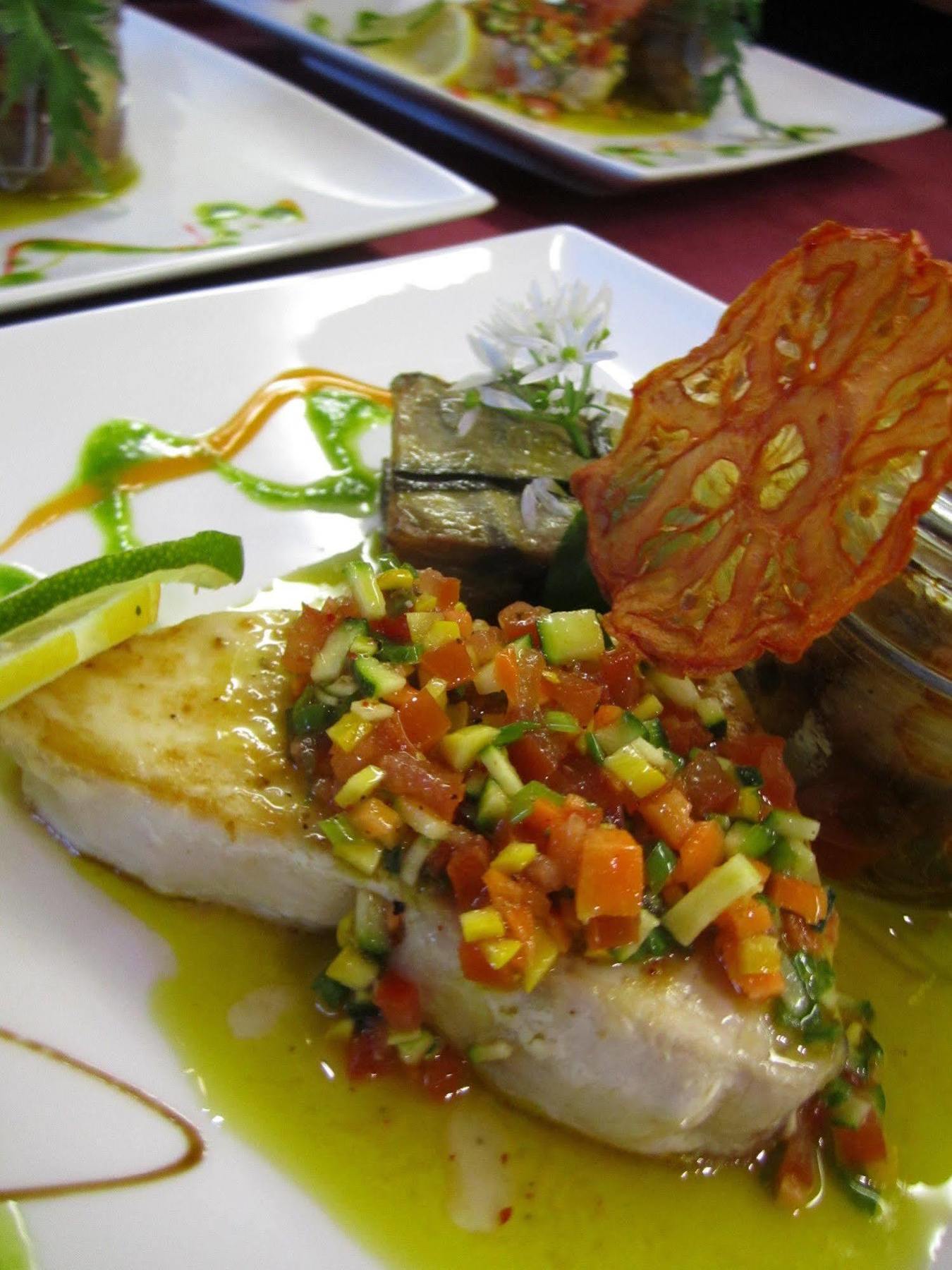 Reves Gourmands, Hotellerie & Gastronomie Vernayaz Kültér fotó