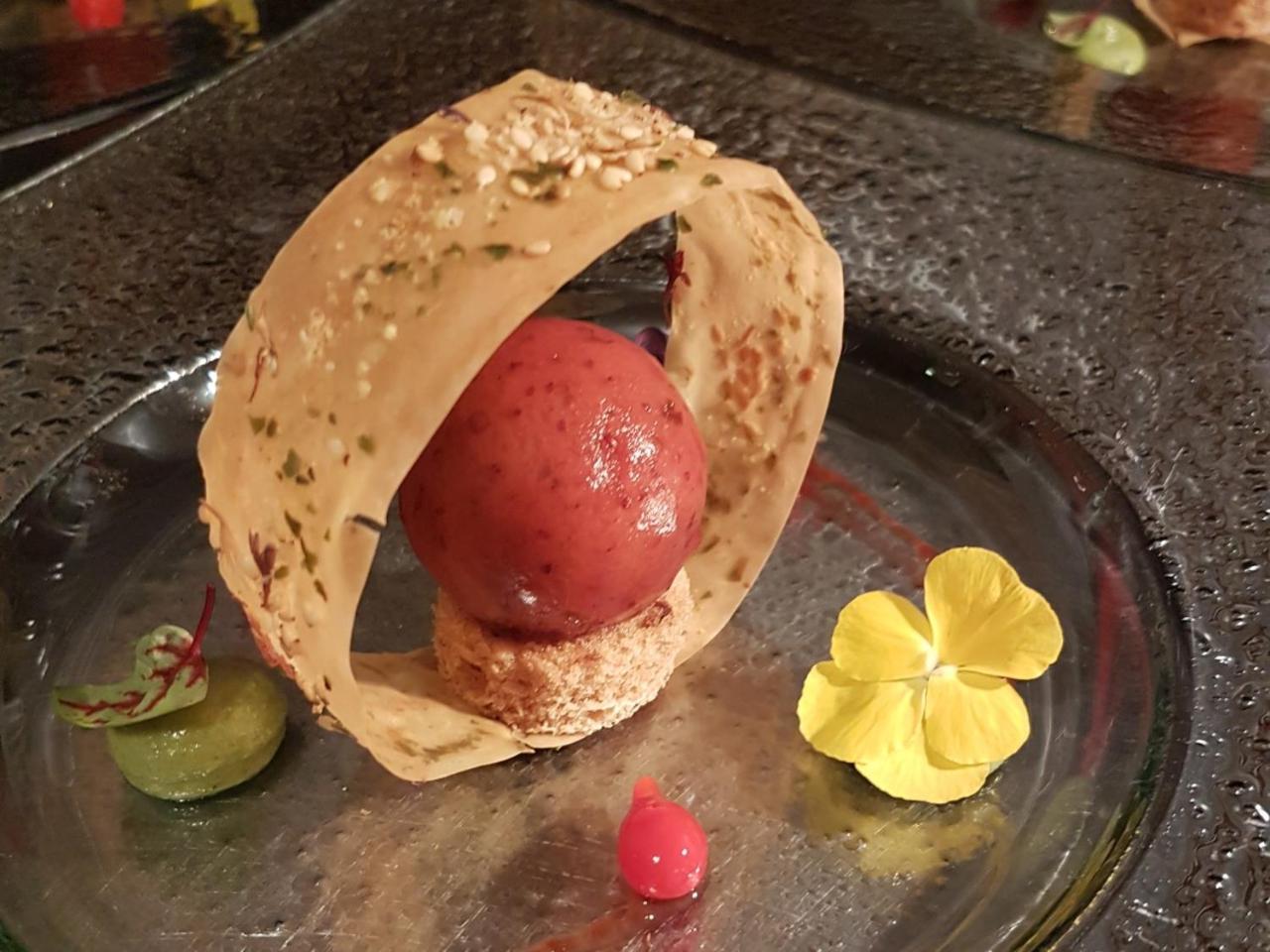 Reves Gourmands, Hotellerie & Gastronomie Vernayaz Kültér fotó