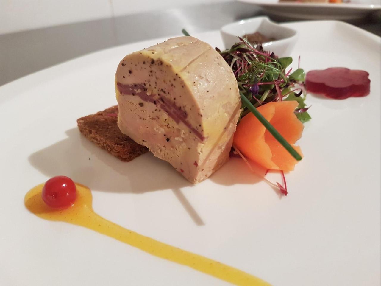 Reves Gourmands, Hotellerie & Gastronomie Vernayaz Kültér fotó
